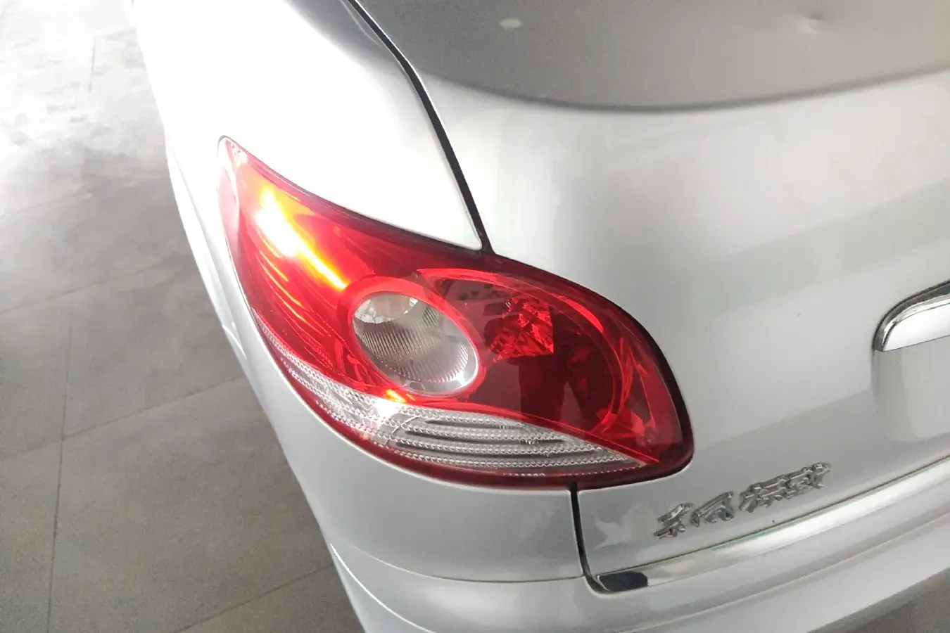 2011 Peugeot 207 1.4L 76HP L4 5MT,autocango,china used car exporter,china ev exporter,chinese used car exporter,chinese used ev exporter