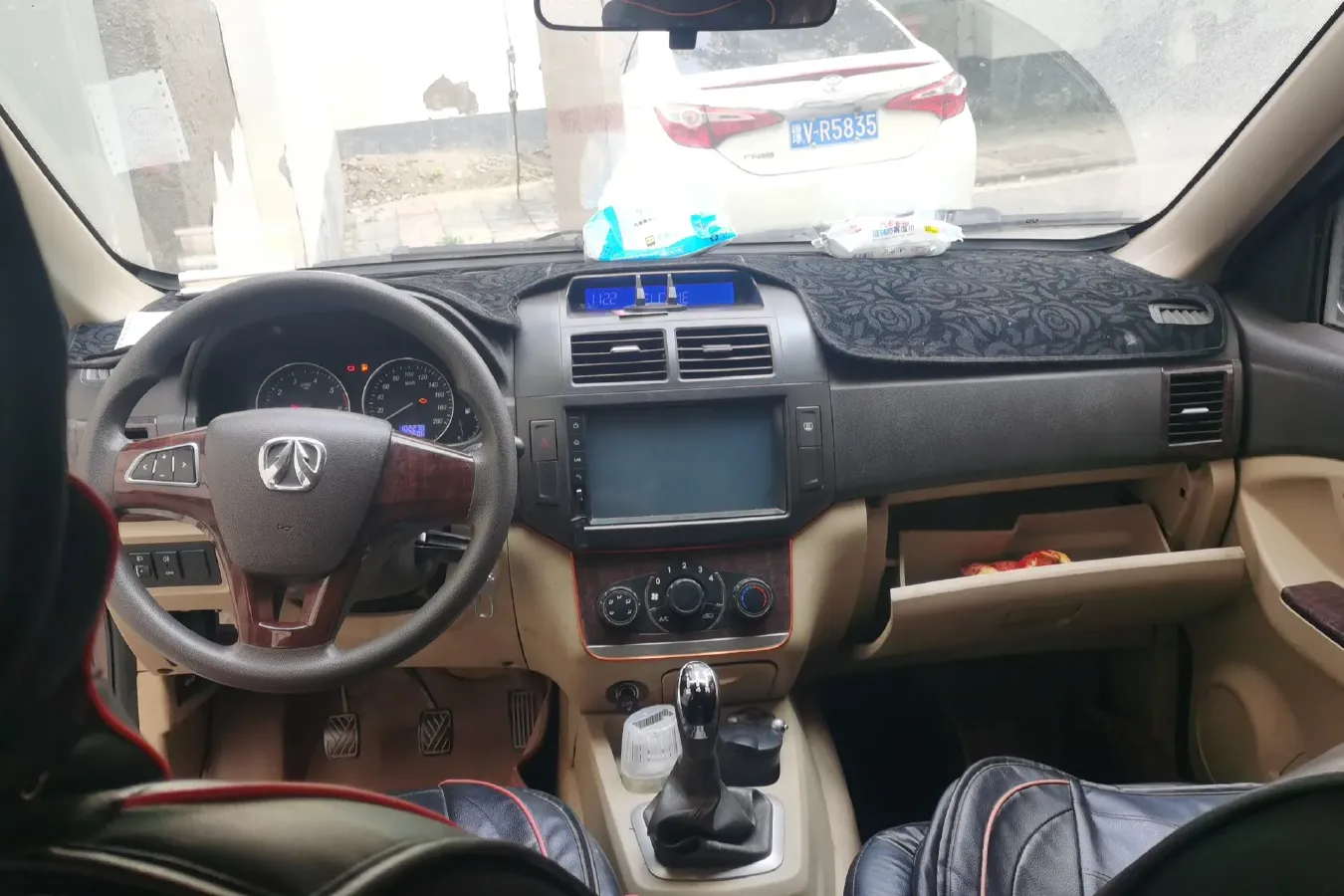 2015 BAIC WeiWang M30 1.5L 116HP L4 5MT,autocango,china used car exporter,china ev exporter,chinese used car exporter,chinese used ev exporter