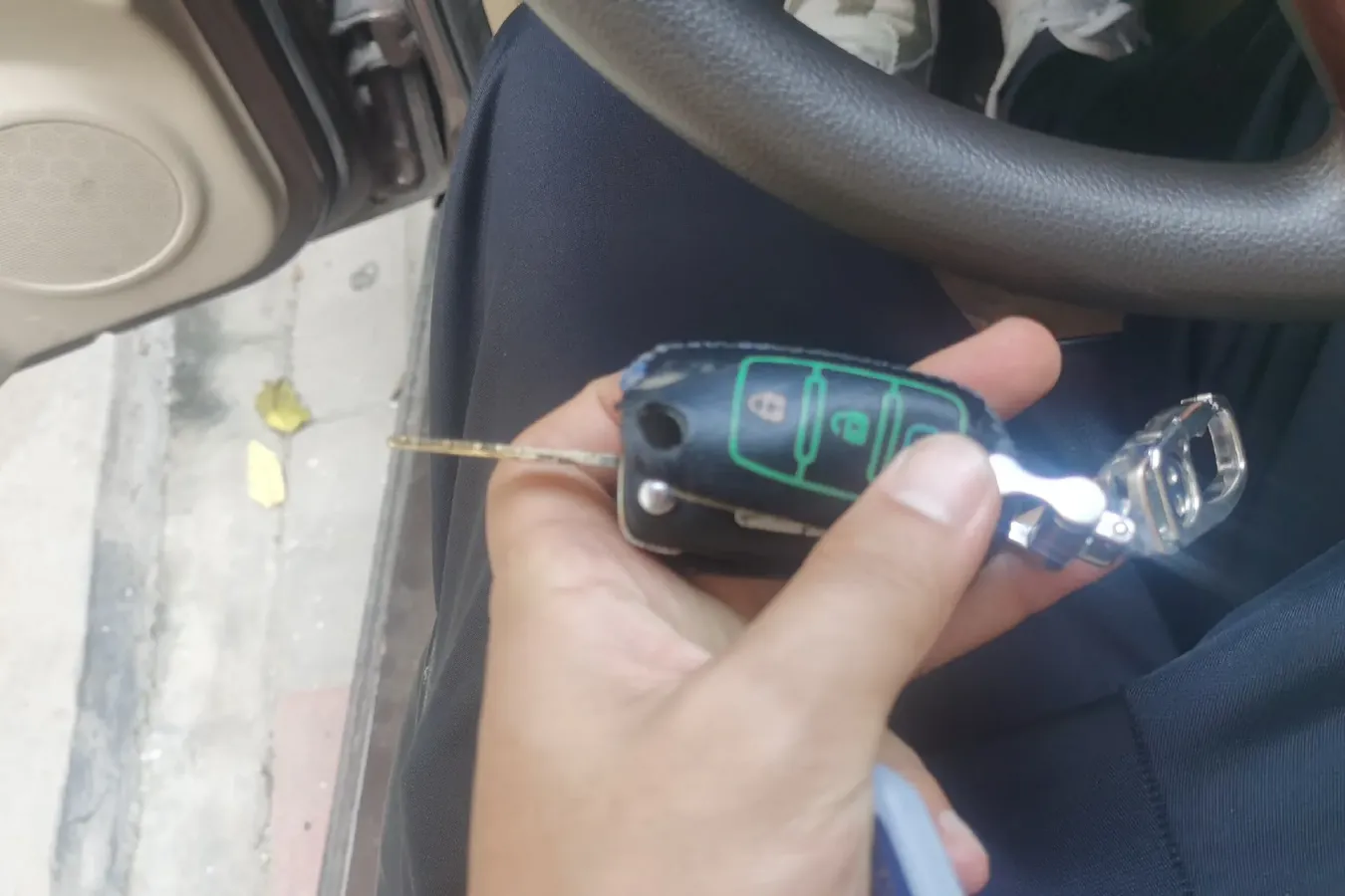 2015 BAIC WeiWang M30 1.5L 116HP L4 5MT,autocango,china used car exporter,china ev exporter,chinese used car exporter,chinese used ev exporter