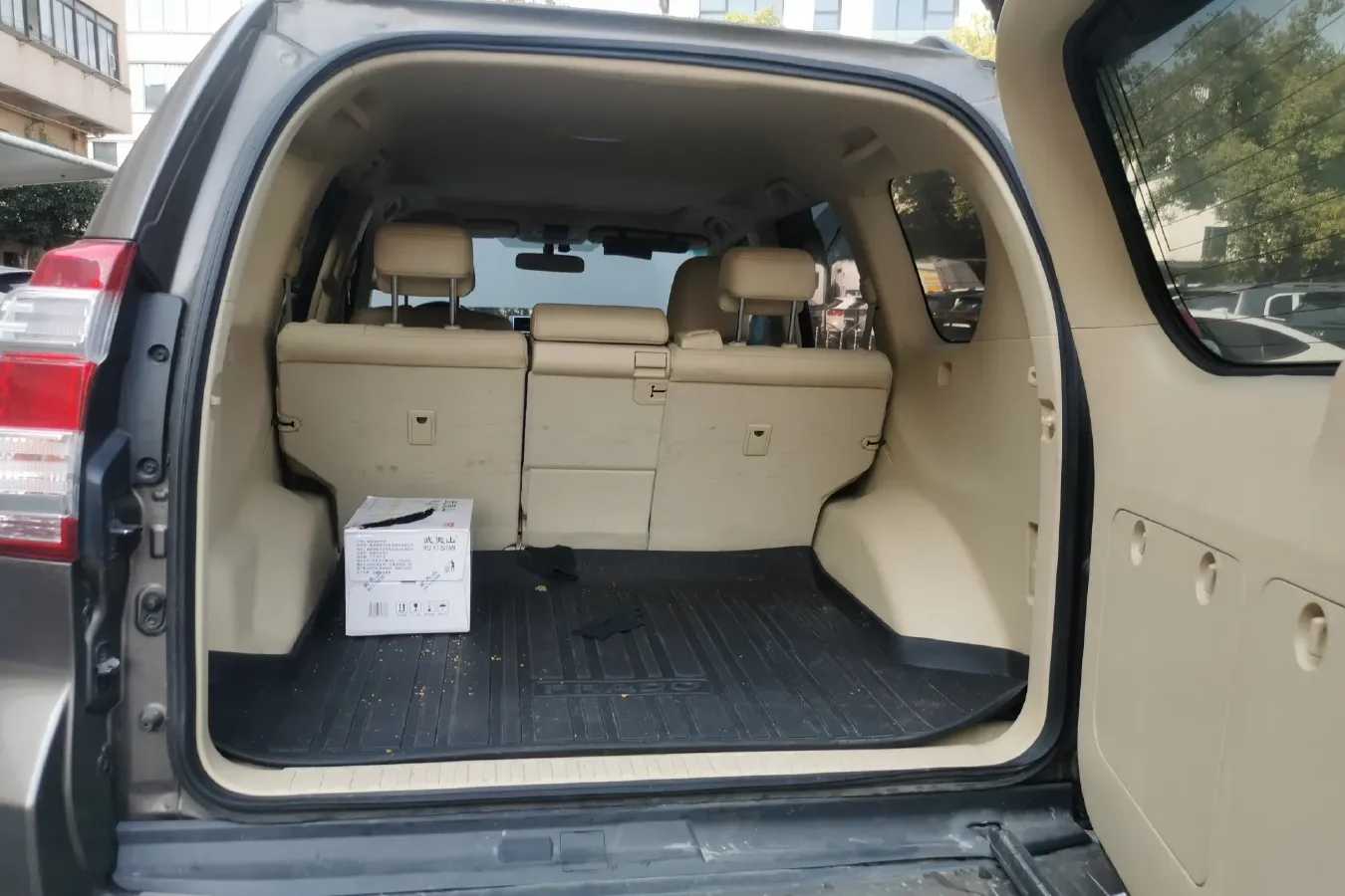 2015 Toyota Land Cruiser Prado 2.7L 159HP L4 4AT,autocango,china used car exporter,china ev exporter,chinese used car exporter,chinese used ev exporter