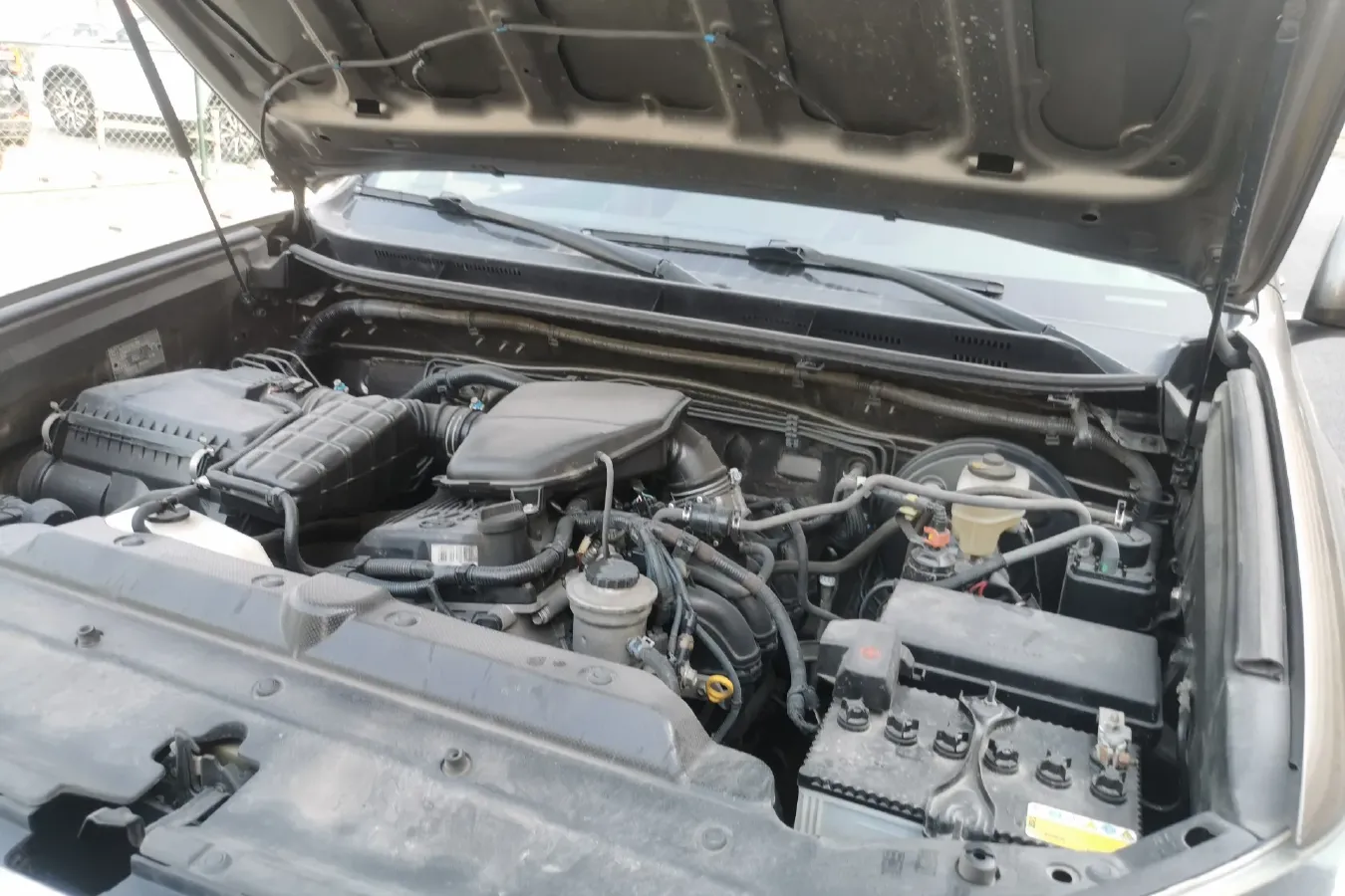 2015 Toyota Land Cruiser Prado 2.7L 159HP L4 4AT,autocango,china used car exporter,china ev exporter,chinese used car exporter,chinese used ev exporter