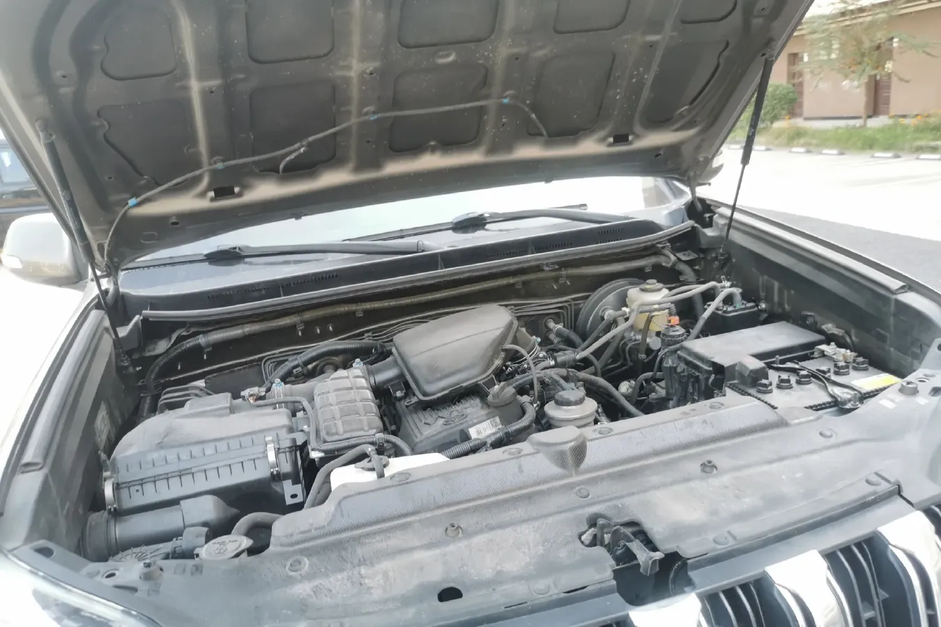 2015 Toyota Land Cruiser Prado 2.7L 159HP L4 4AT,autocango,china used car exporter,china ev exporter,chinese used car exporter,chinese used ev exporter