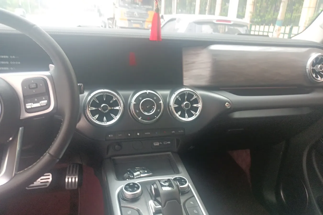 2023 Tank 300 2.0T 227HP L4 8AT,autocango,china used car exporter,china ev exporter,chinese used car exporter,chinese used ev exporter