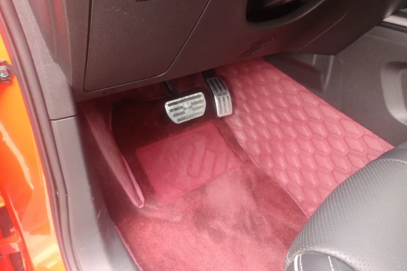 2023 Tank 300 2.0T 227HP L4 8AT,autocango,china used car exporter,china ev exporter,chinese used car exporter,chinese used ev exporter