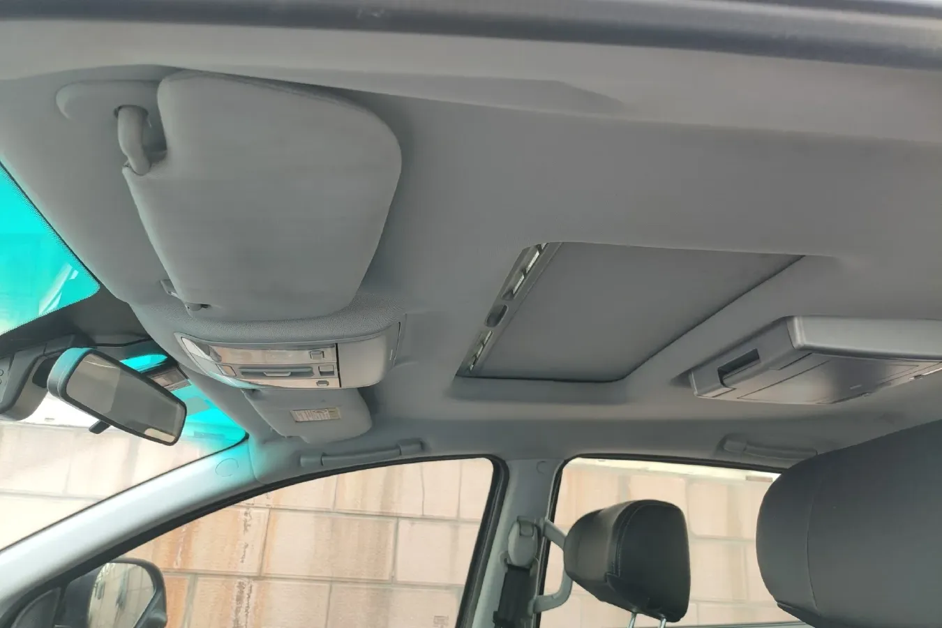 2015 Luxgen Grand7 SUV 2.2T 201HP L4 6AT,autocango,china used car exporter,china ev exporter,chinese used car exporter,chinese used ev exporter