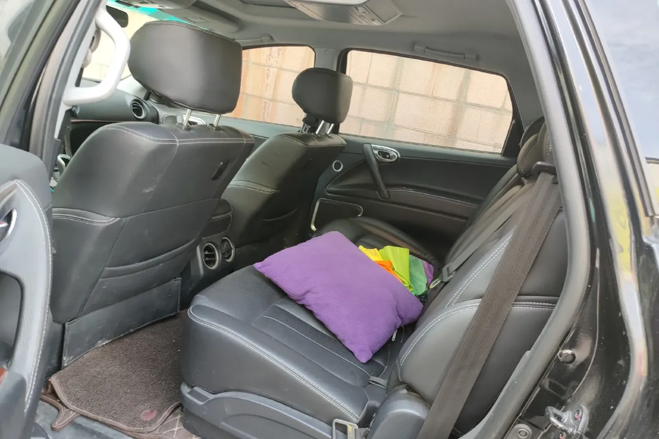 2015 Luxgen Grand7 SUV 2.2T 201HP L4 6AT,autocango,china used car exporter,china ev exporter,chinese used car exporter,chinese used ev exporter