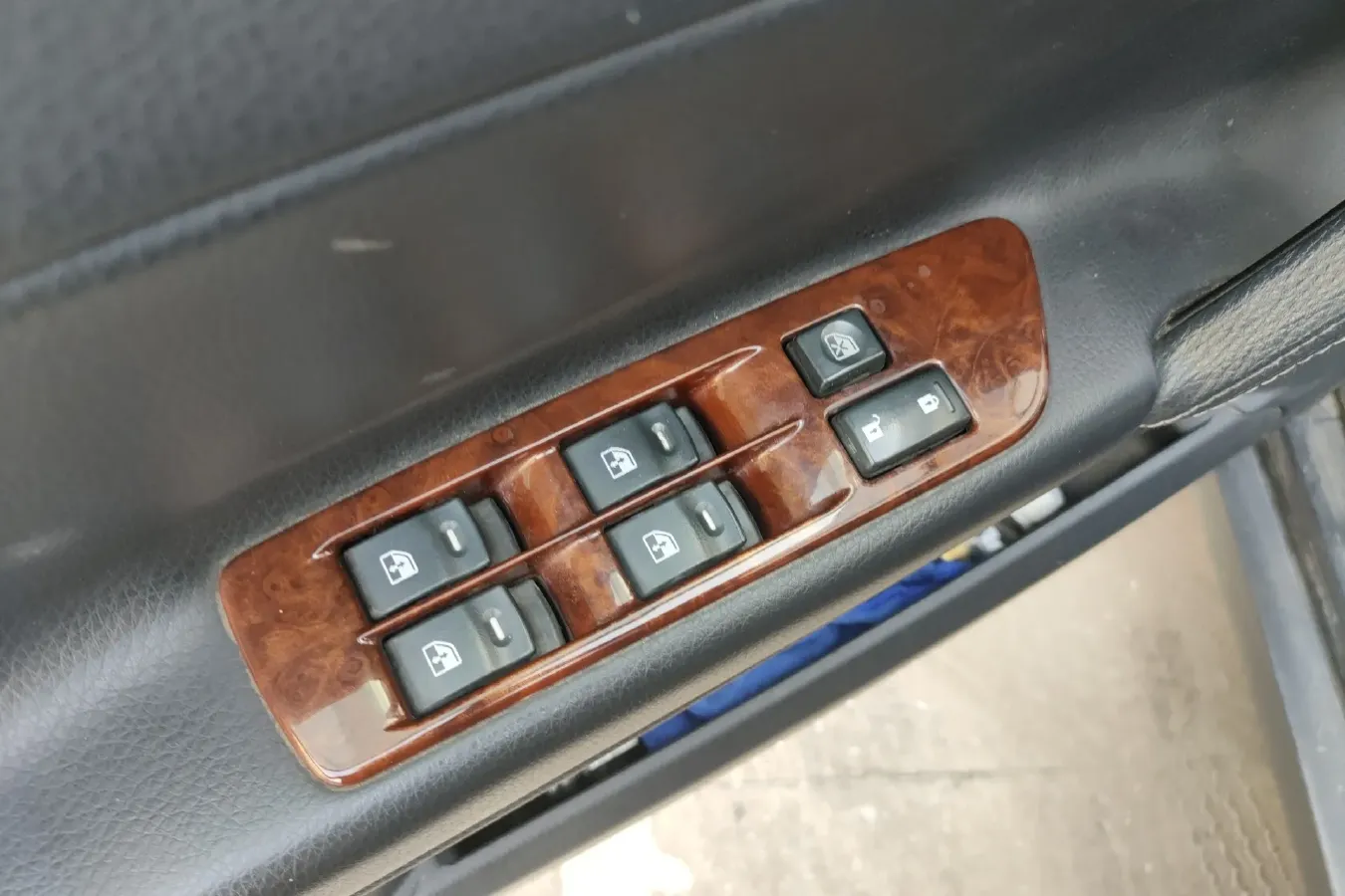 2015 Luxgen Grand7 SUV 2.2T 201HP L4 6AT,autocango,china used car exporter,china ev exporter,chinese used car exporter,chinese used ev exporter