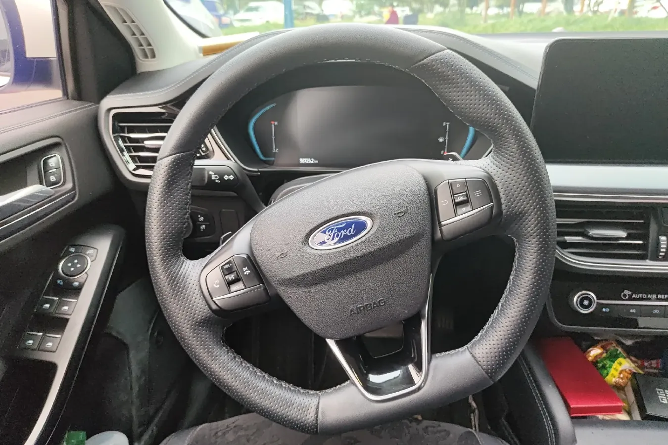 2021 Ford Focus Active 1.5T 174HP L3 8AT,autocango,china used car exporter,china ev exporter,chinese used car exporter,chinese used ev exporter