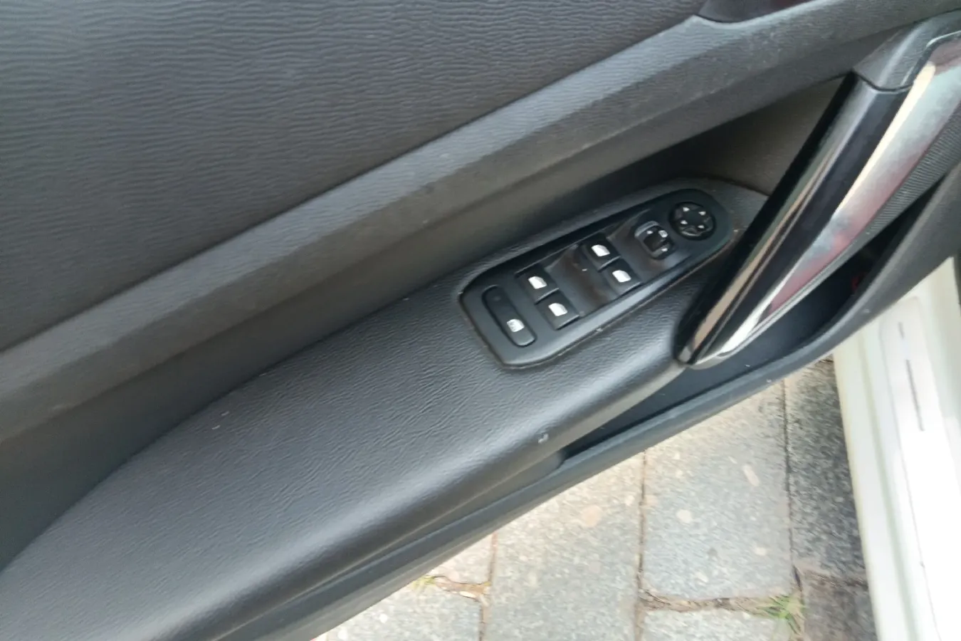 2015 Peugeot 308S 1.6T 167HP L4 6AT,autocango,china used car exporter,china ev exporter,chinese used car exporter,chinese used ev exporter