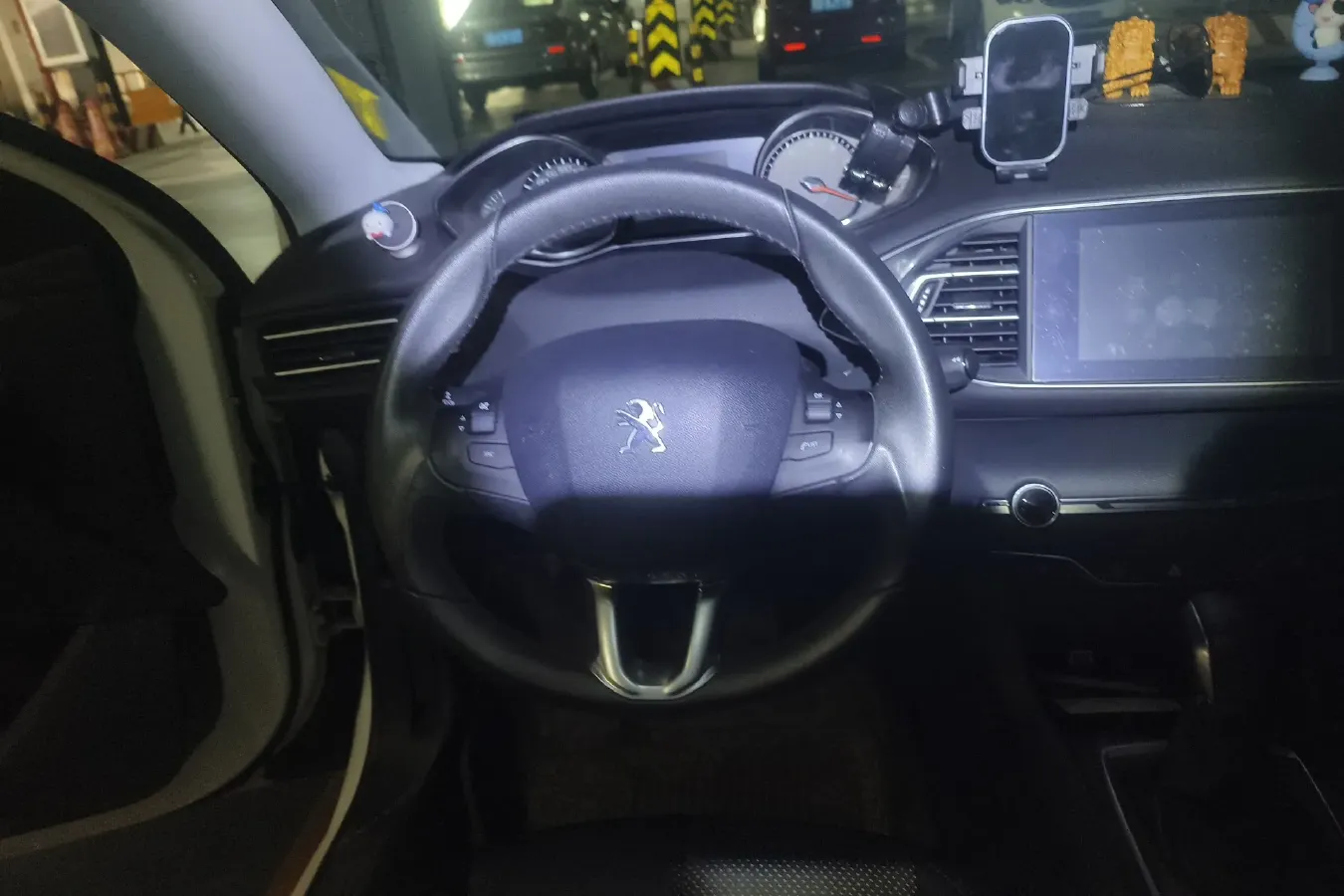 2015 Peugeot 308S 1.2T 136HP L3 6AT,autocango,china used car exporter,china ev exporter,chinese used car exporter,chinese used ev exporter