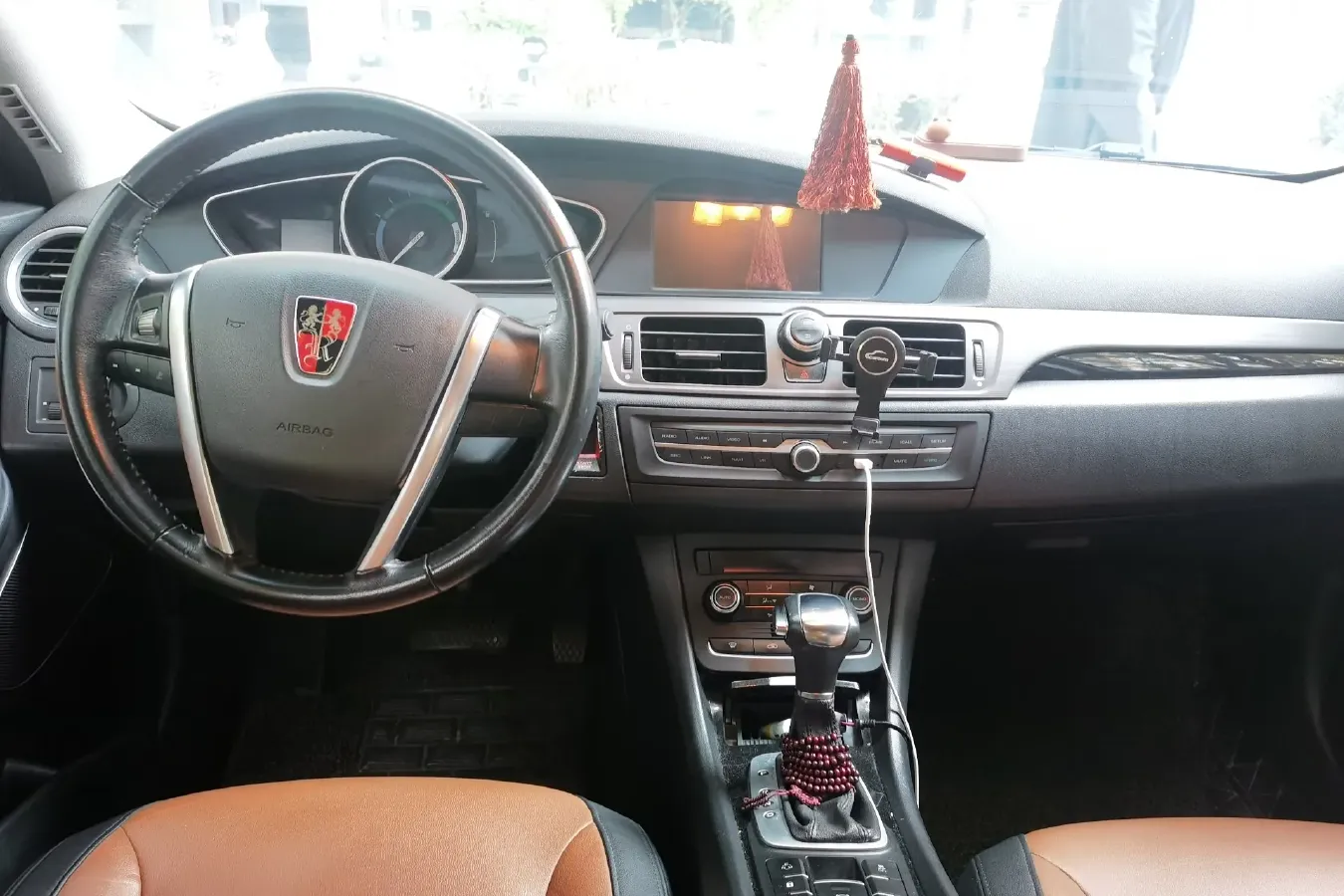 2014 Roewe e550 1.5L 109HP L4 2AT PHEV 11.8KWH,autocango,china used car exporter,china ev exporter,chinese used car exporter,chinese used ev exporter