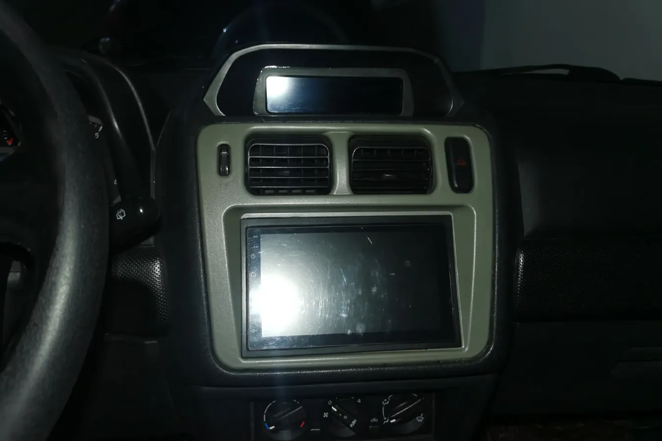 2009 Leopaard FeiTeng 2.0L 121HP L4 5MT,autocango,china used car exporter,china ev exporter,chinese used car exporter,chinese used ev exporter