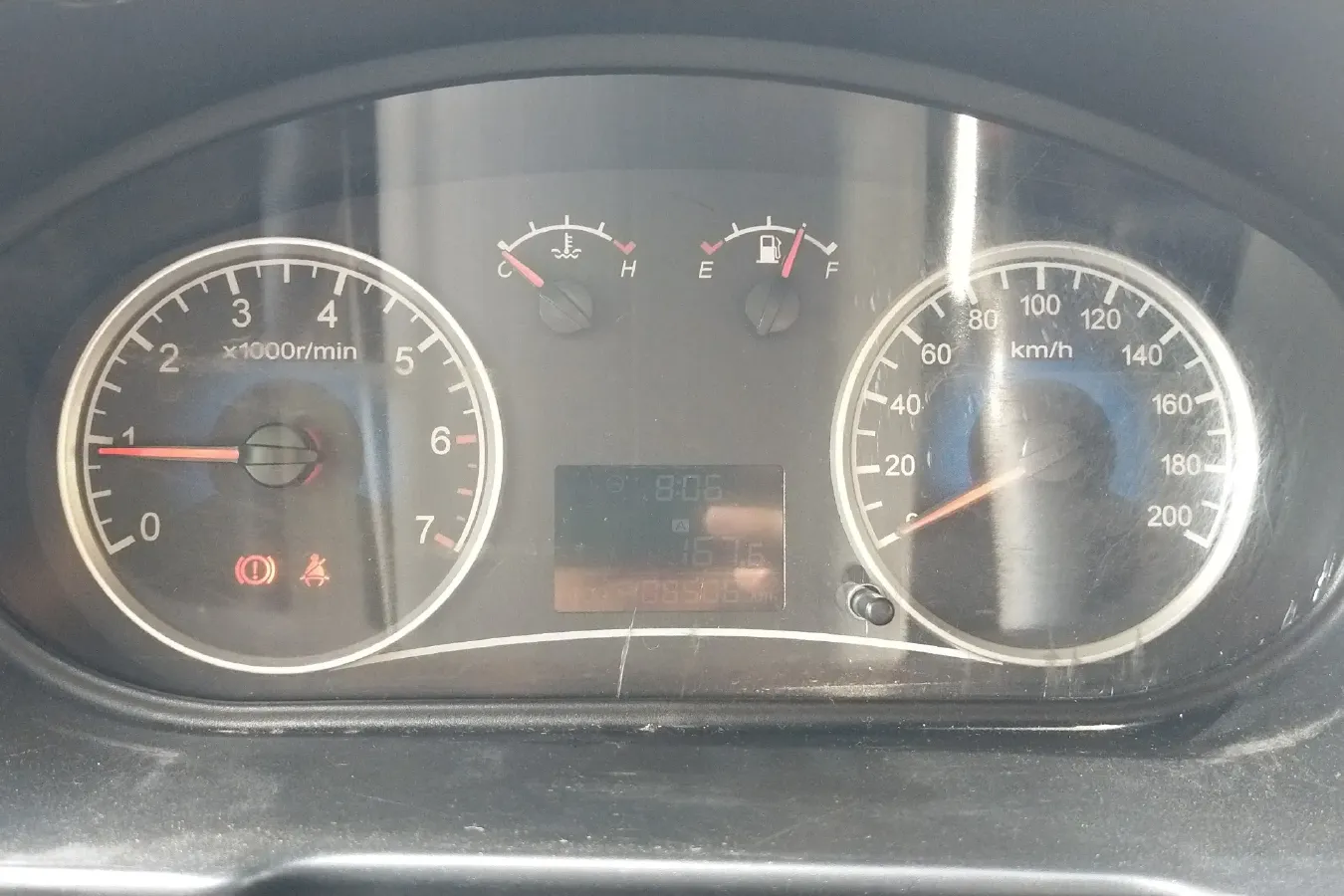 2014 DongFeng Fengon Fengon 330 1.5L 116HP L4 5MT,autocango,china used car exporter,china ev exporter,chinese used car exporter,chinese used ev exporter