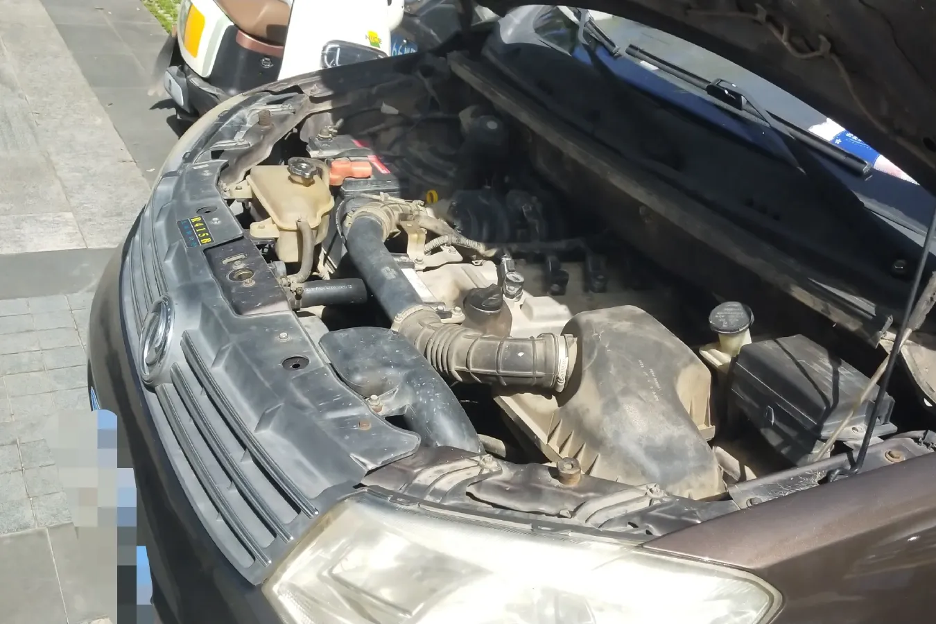 2014 DongFeng Fengon Fengon 330 1.5L 116HP L4 5MT,autocango,china used car exporter,china ev exporter,chinese used car exporter,chinese used ev exporter