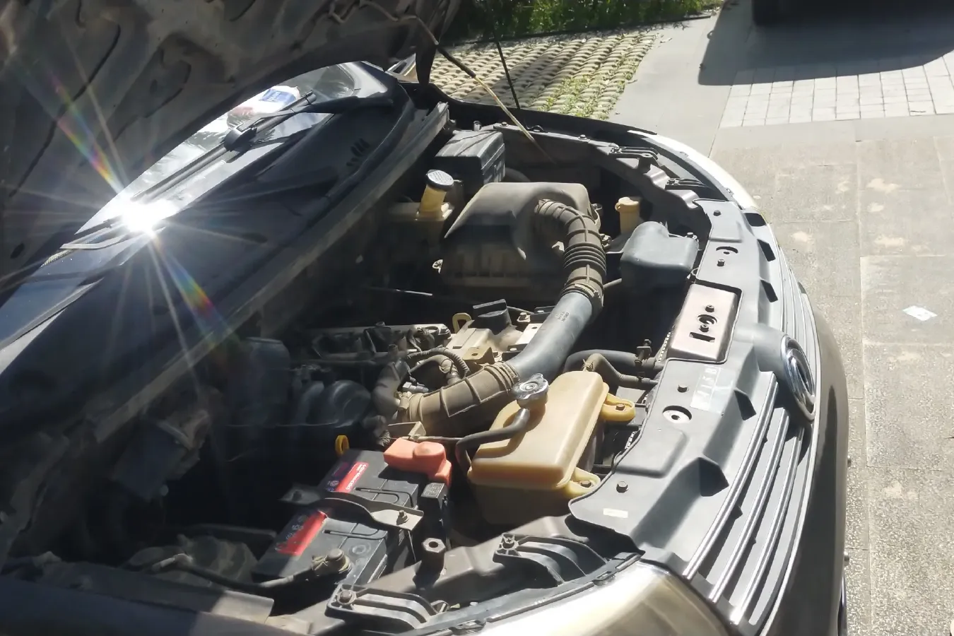 2014 DongFeng Fengon Fengon 330 1.5L 116HP L4 5MT,autocango,china used car exporter,china ev exporter,chinese used car exporter,chinese used ev exporter