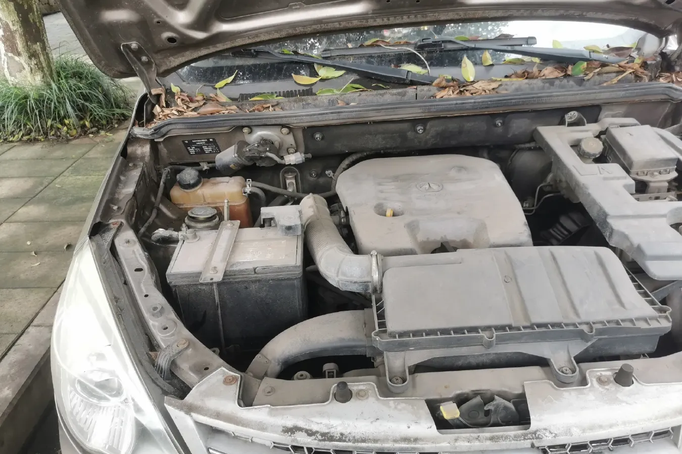 2014 BAIC WeiWang M20 1.5L 102HP L4 5MT,autocango,china used car exporter,china ev exporter,chinese used car exporter,chinese used ev exporter