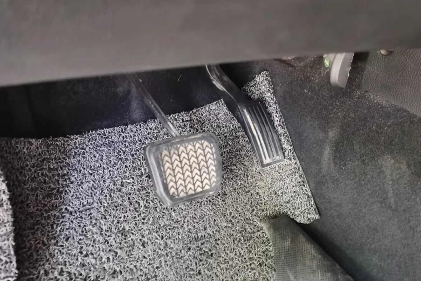 2015 BAIC Hyosow H2 1.5L 113HP L4 6AMT,autocango,china used car exporter,china ev exporter,chinese used car exporter,chinese used ev exporter