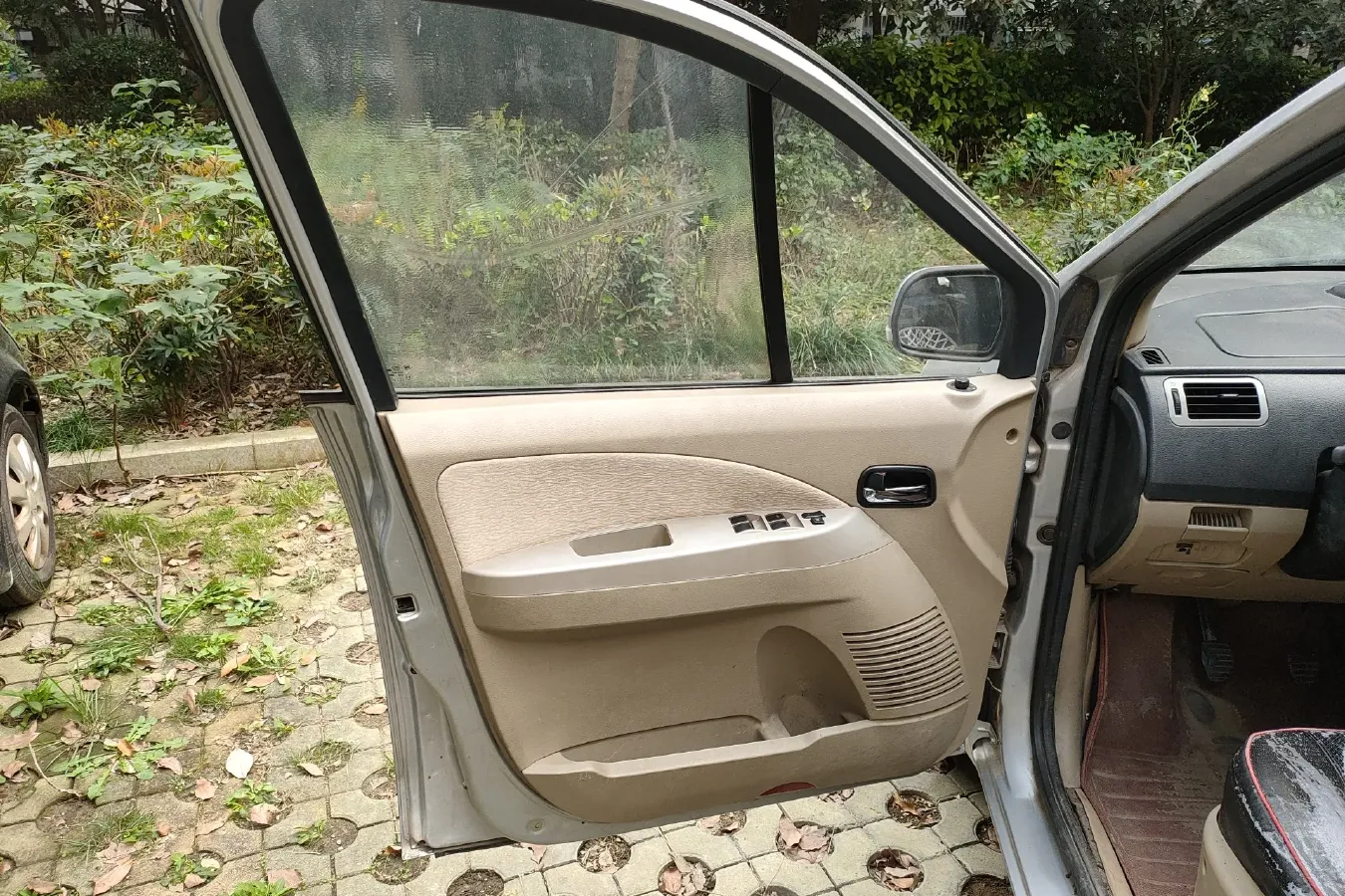 2011 DongFeng Forthing Joyear 1.5L 120HP L4 5MT,autocango,china used car exporter,china ev exporter,chinese used car exporter,chinese used ev exporter