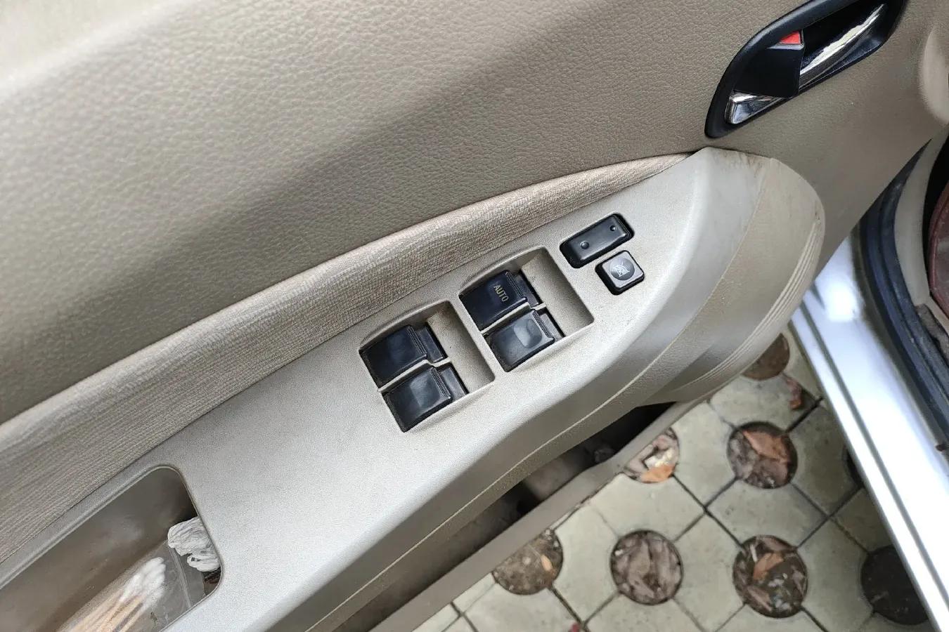 2011 DongFeng Forthing Joyear 1.5L 120HP L4 5MT,autocango,china used car exporter,china ev exporter,chinese used car exporter,chinese used ev exporter