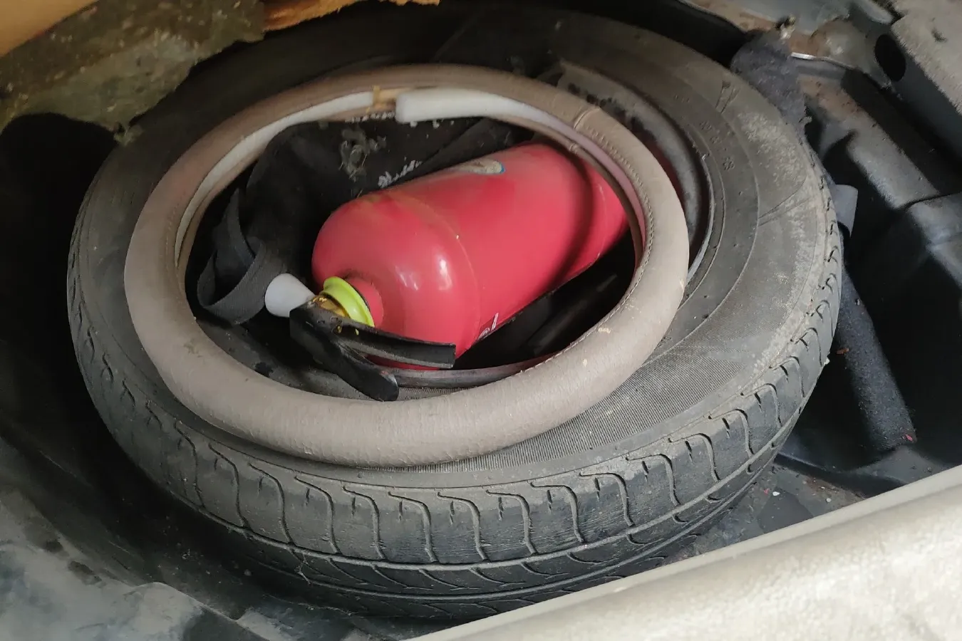 2011 DongFeng Forthing Joyear 1.5L 120HP L4 5MT,autocango,china used car exporter,china ev exporter,chinese used car exporter,chinese used ev exporter