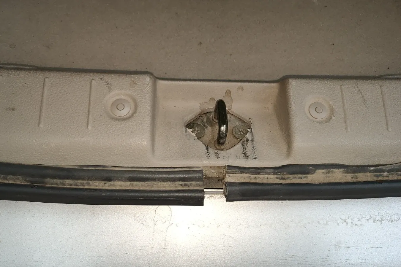 2011 Suzuki Liana 1.4L 99HP L4 5MT,autocango,china used car exporter,china ev exporter,chinese used car exporter,chinese used ev exporter