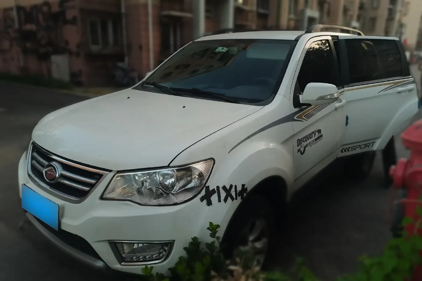 2015 Landwind X8 2.0T 190HP L4 6MT,autocango,china used car exporter,china ev exporter,chinese used car exporter,chinese used ev exporter