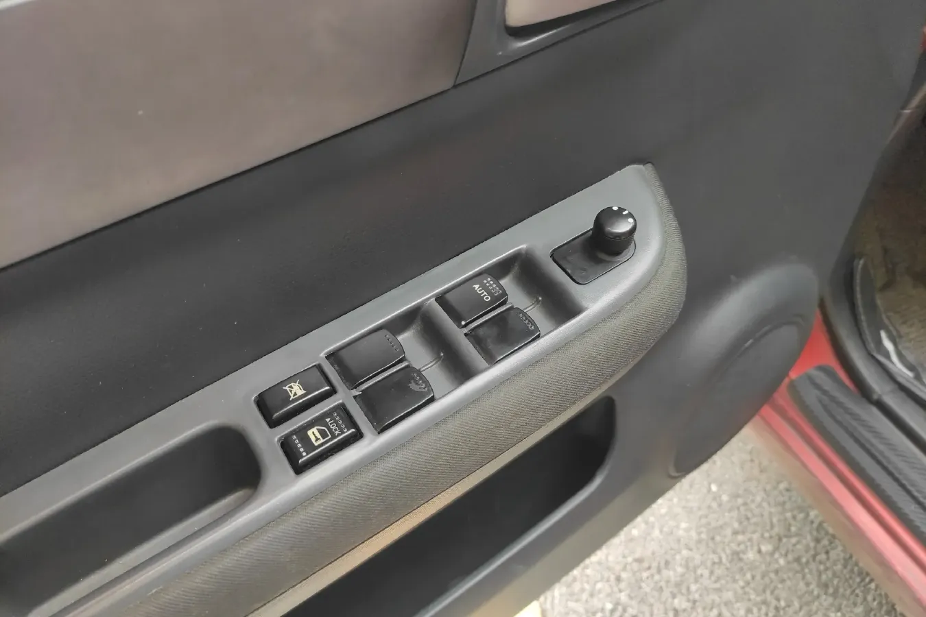 2008 Suzuki Swift 1.5L 103HP L4 5MT,autocango,china used car exporter,china ev exporter,chinese used car exporter,chinese used ev exporter