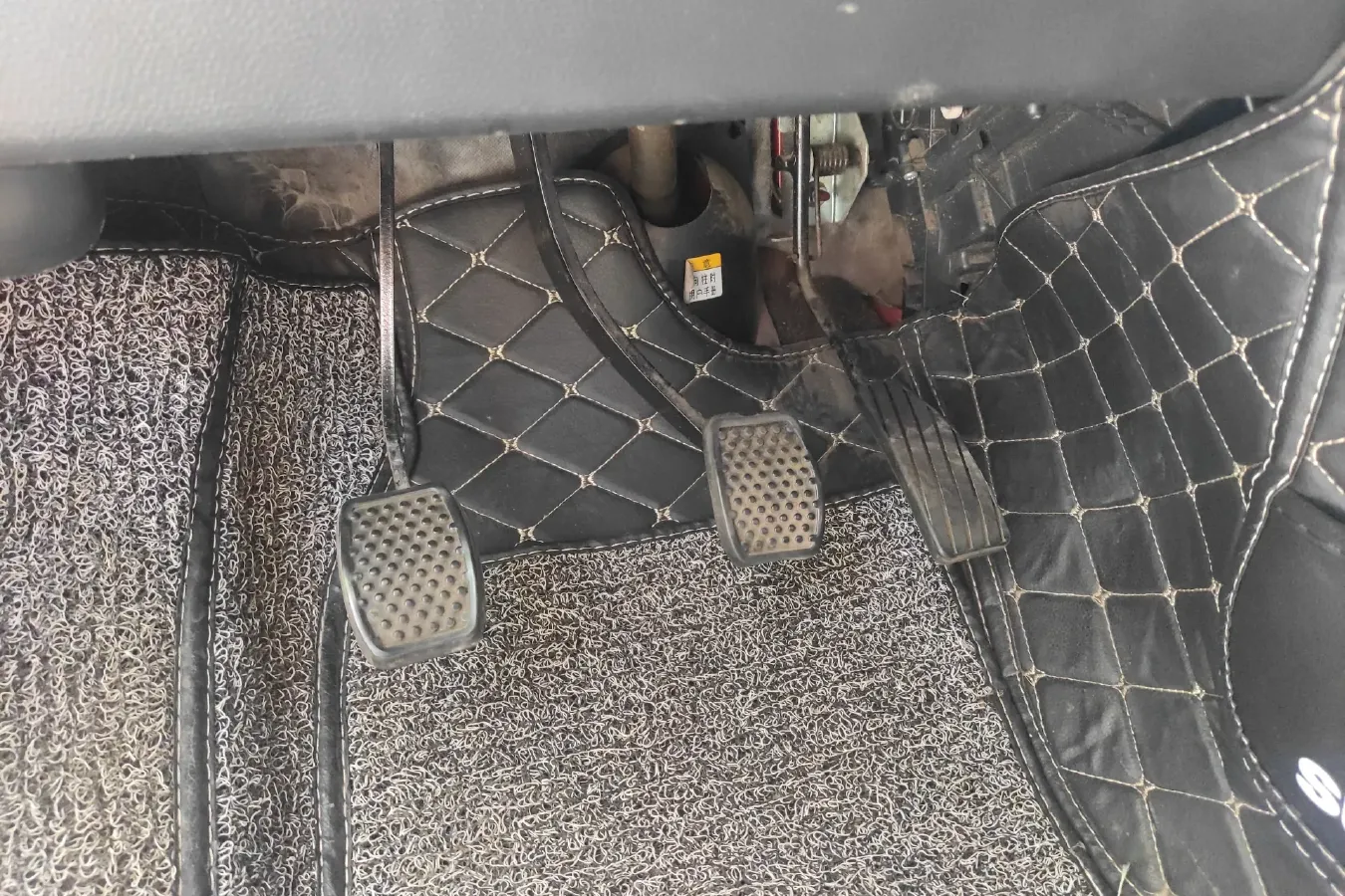 2008 Suzuki Swift 1.5L 103HP L4 5MT,autocango,china used car exporter,china ev exporter,chinese used car exporter,chinese used ev exporter