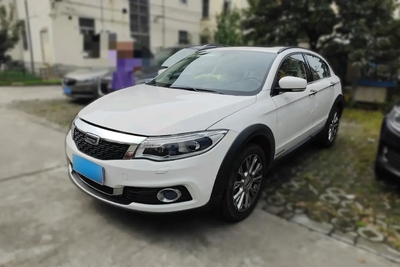2016 Qoros 3 1.6T 156HP L4 6DCT,autocango,china used car exporter,china ev exporter,chinese used car exporter,chinese used ev exporter