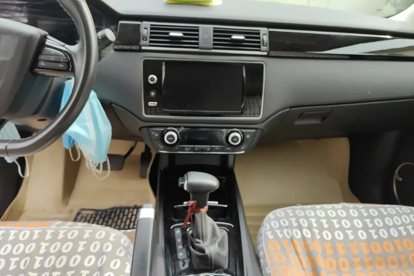 2016 Qoros 3 1.6T 156HP L4 6DCT,autocango,china used car exporter,china ev exporter,chinese used car exporter,chinese used ev exporter