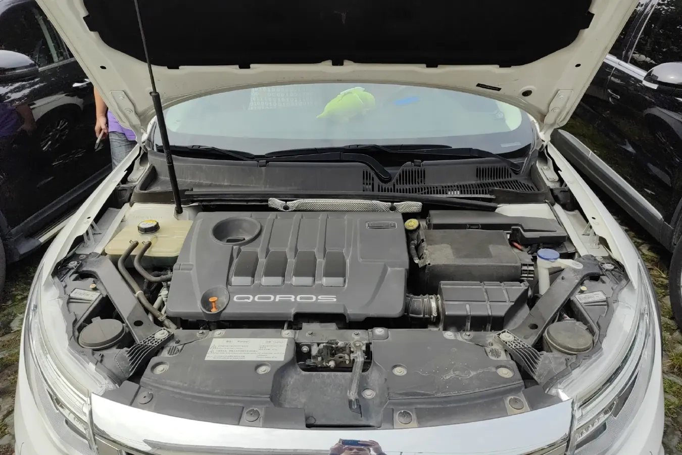 2016 Qoros 3 1.6T 156HP L4 6DCT,autocango,china used car exporter,china ev exporter,chinese used car exporter,chinese used ev exporter