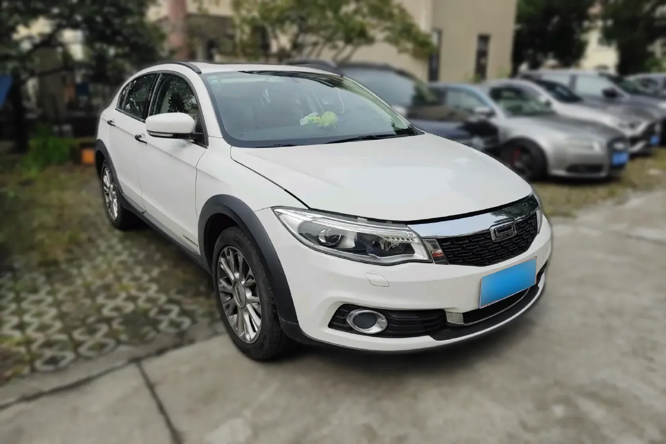2016 Qoros 3 1.6T 156HP L4 6DCT,autocango,china used car exporter,china ev exporter,chinese used car exporter,chinese used ev exporter