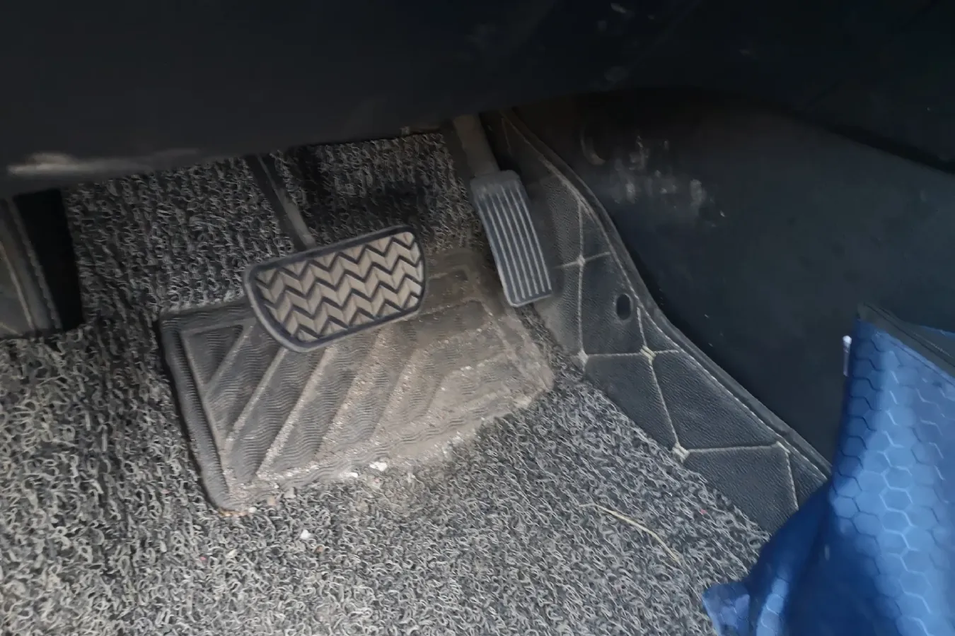 2016 DongFeng FengDu MX5 2.0L 147HP L4 6AT,autocango,china used car exporter,china ev exporter,chinese used car exporter,chinese used ev exporter