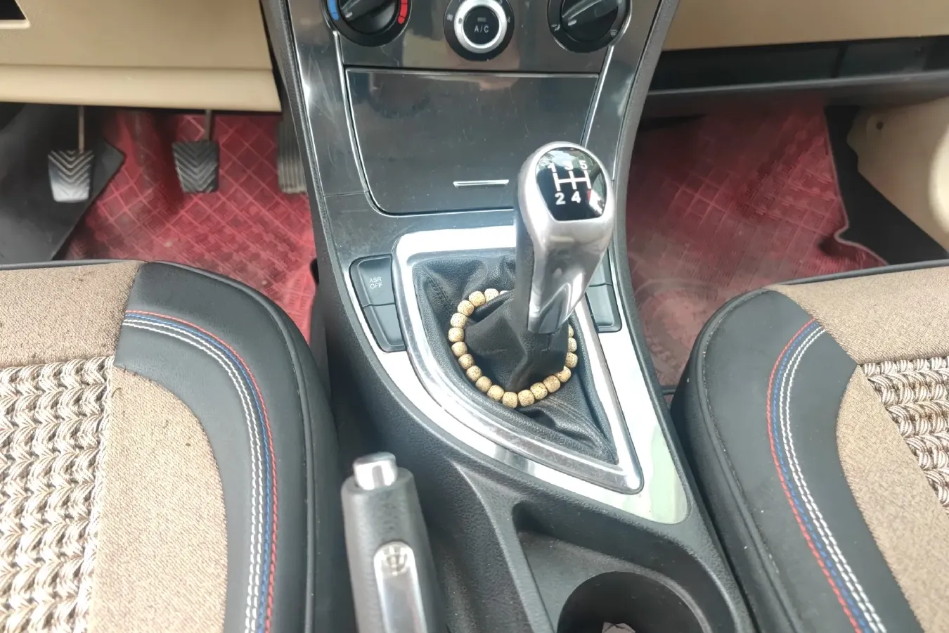 2012 Brilliance Auto V5 1.6L 118HP L4 5MT,autocango,china used car exporter,china ev exporter,chinese used car exporter,chinese used ev exporter