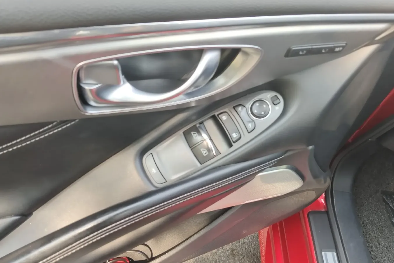 2019 Infiniti Q60 2.0T 211HP L4 7AT,autocango,china used car exporter,china ev exporter,chinese used car exporter,chinese used ev exporter