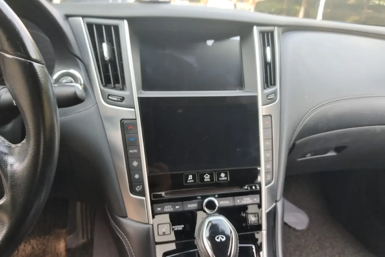 2019 Infiniti Q60 2.0T 211HP L4 7AT,autocango,china used car exporter,china ev exporter,chinese used car exporter,chinese used ev exporter