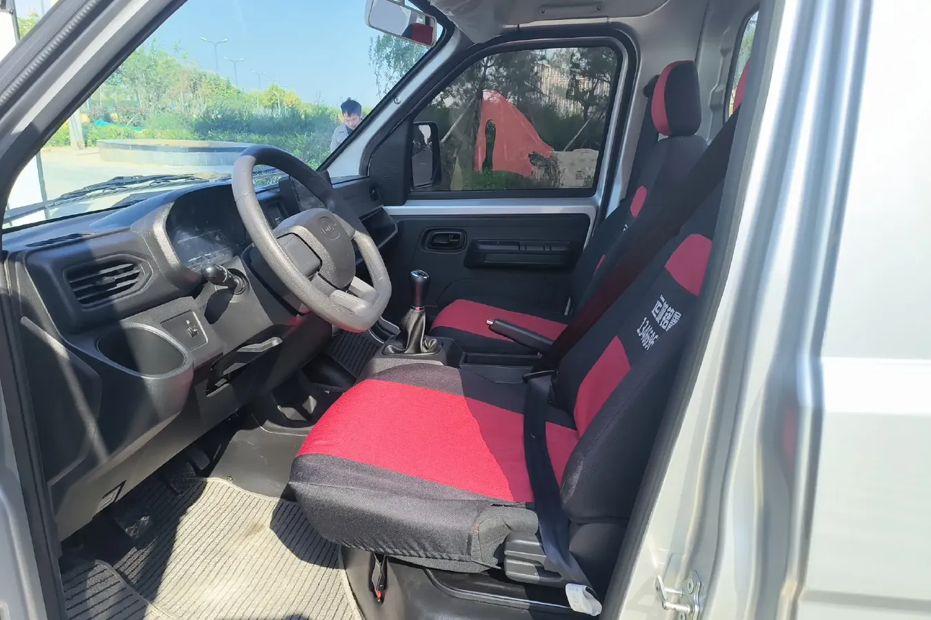 2022 Karry X6 1.6L 122HP L4 5MT,autocango,china used car exporter,china ev exporter,chinese used car exporter,chinese used ev exporter