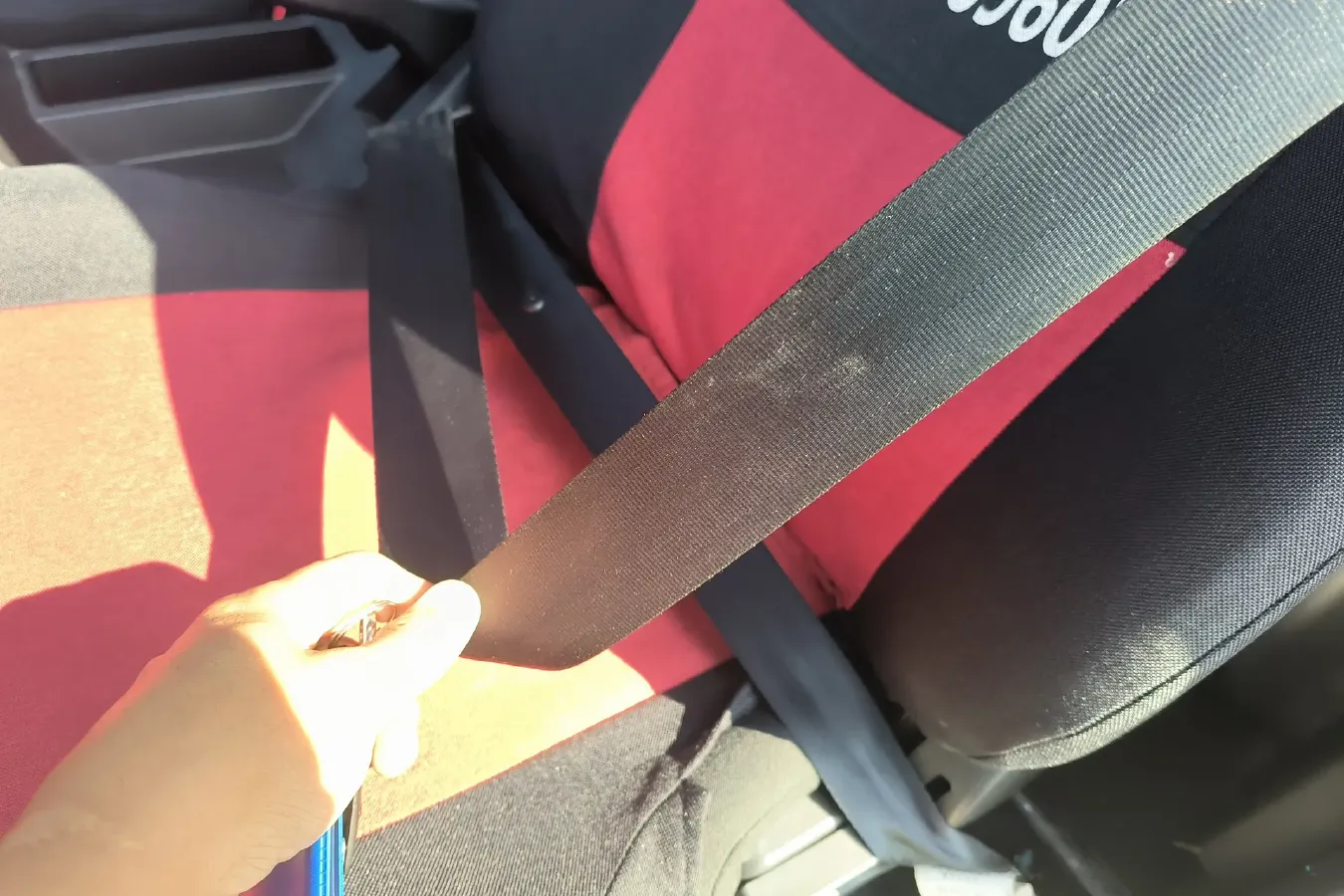 2022 Karry X6 1.6L 122HP L4 5MT,autocango,china used car exporter,china ev exporter,chinese used car exporter,chinese used ev exporter