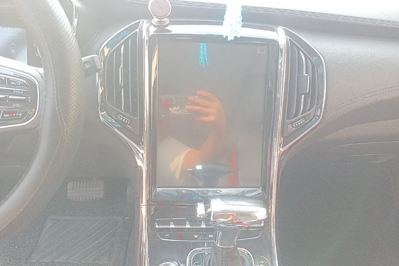 2017 Leopaard CS9 1.5L 113HP L4 CVT,autocango,china used car exporter,china ev exporter,chinese used car exporter,chinese used ev exporter