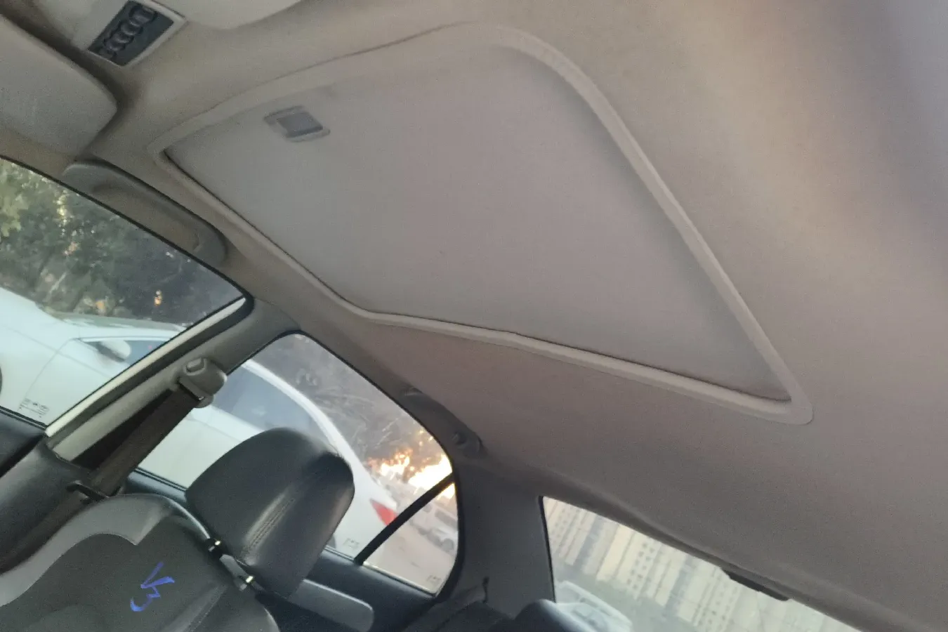 2015 Soueast V3 1.5L 120HP L4 5MT,autocango,china used car exporter,china ev exporter,chinese used car exporter,chinese used ev exporter