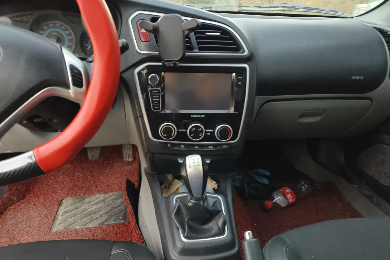 2015 Soueast V3 1.5L 120HP L4 5MT,autocango,china used car exporter,china ev exporter,chinese used car exporter,chinese used ev exporter