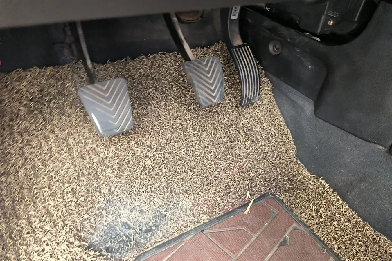 2015 Soueast V5 1.5L 120HP L4 5MT,autocango,china used car exporter,china ev exporter,chinese used car exporter,chinese used ev exporter