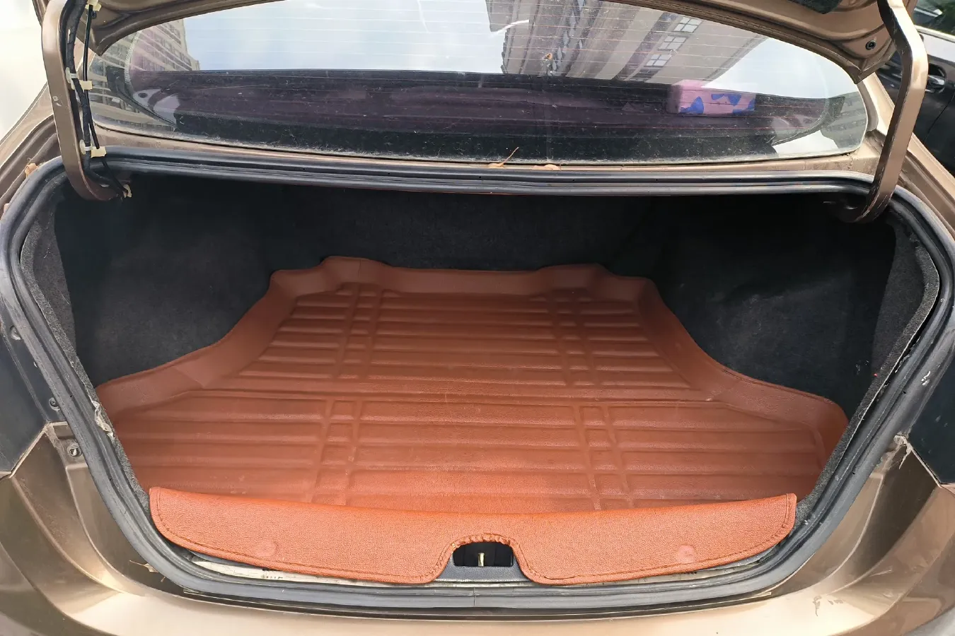 2015 Soueast V5 1.5L 120HP L4 5MT,autocango,china used car exporter,china ev exporter,chinese used car exporter,chinese used ev exporter