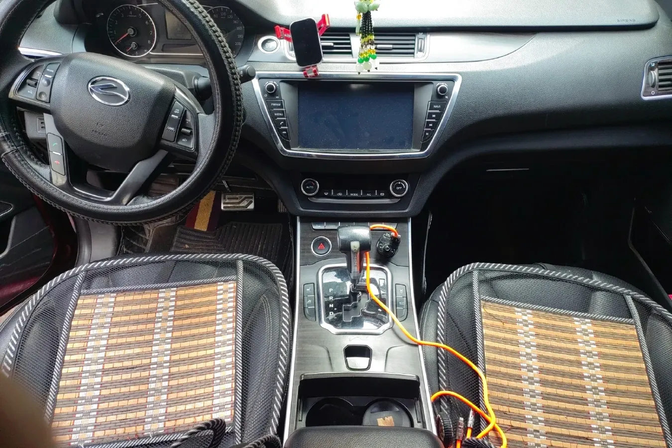 2015 Landwind X7 2.0T 190HP L4 8AT,autocango,china used car exporter,china ev exporter,chinese used car exporter,chinese used ev exporter