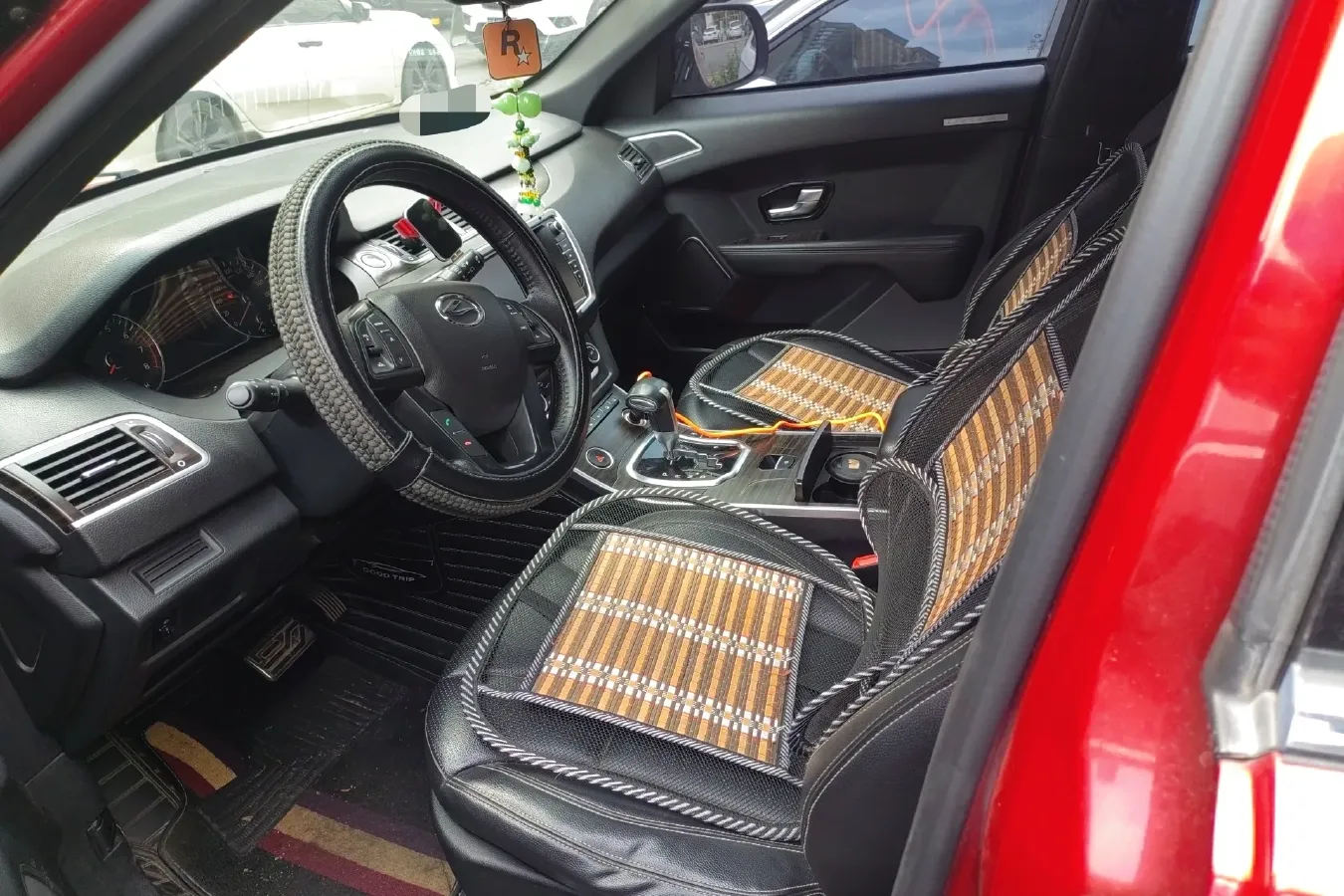 2015 Landwind X7 2.0T 190HP L4 8AT,autocango,china used car exporter,china ev exporter,chinese used car exporter,chinese used ev exporter