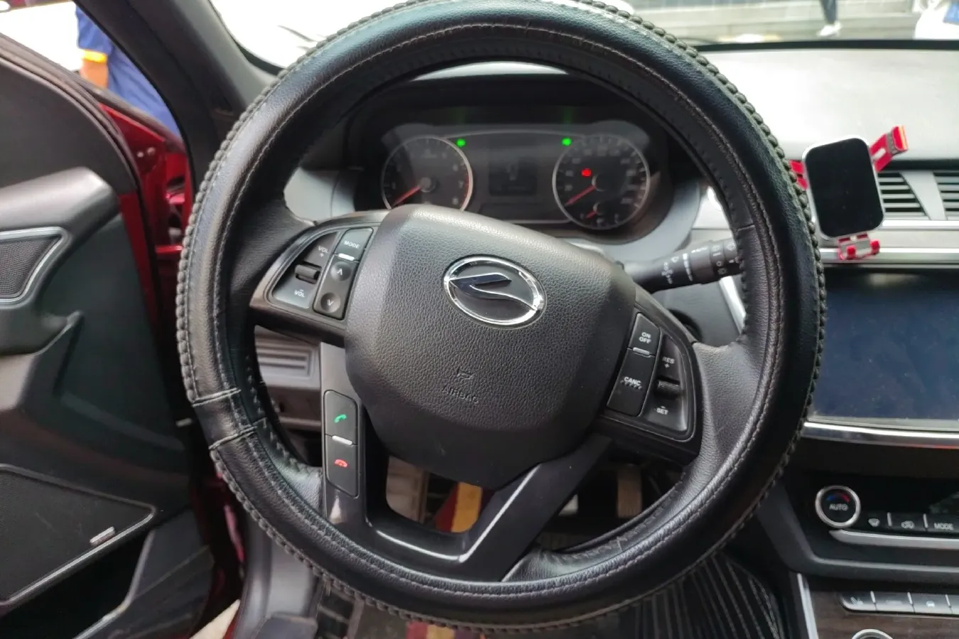 2015 Landwind X7 2.0T 190HP L4 8AT,autocango,china used car exporter,china ev exporter,chinese used car exporter,chinese used ev exporter