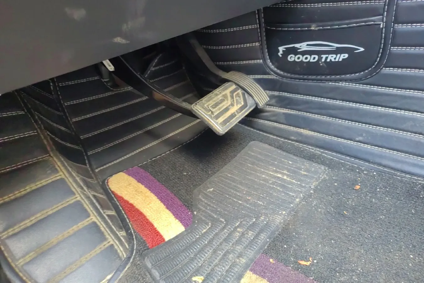 2015 Landwind X7 2.0T 190HP L4 8AT,autocango,china used car exporter,china ev exporter,chinese used car exporter,chinese used ev exporter