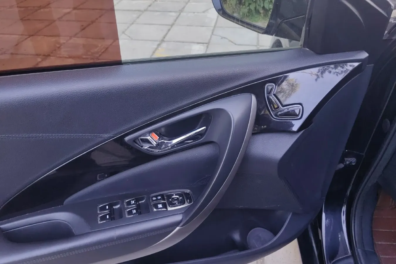 2011 Hyundai Azera 2.4L 180HP L4 6AT,autocango,china used car exporter,china ev exporter,chinese used car exporter,chinese used ev exporter