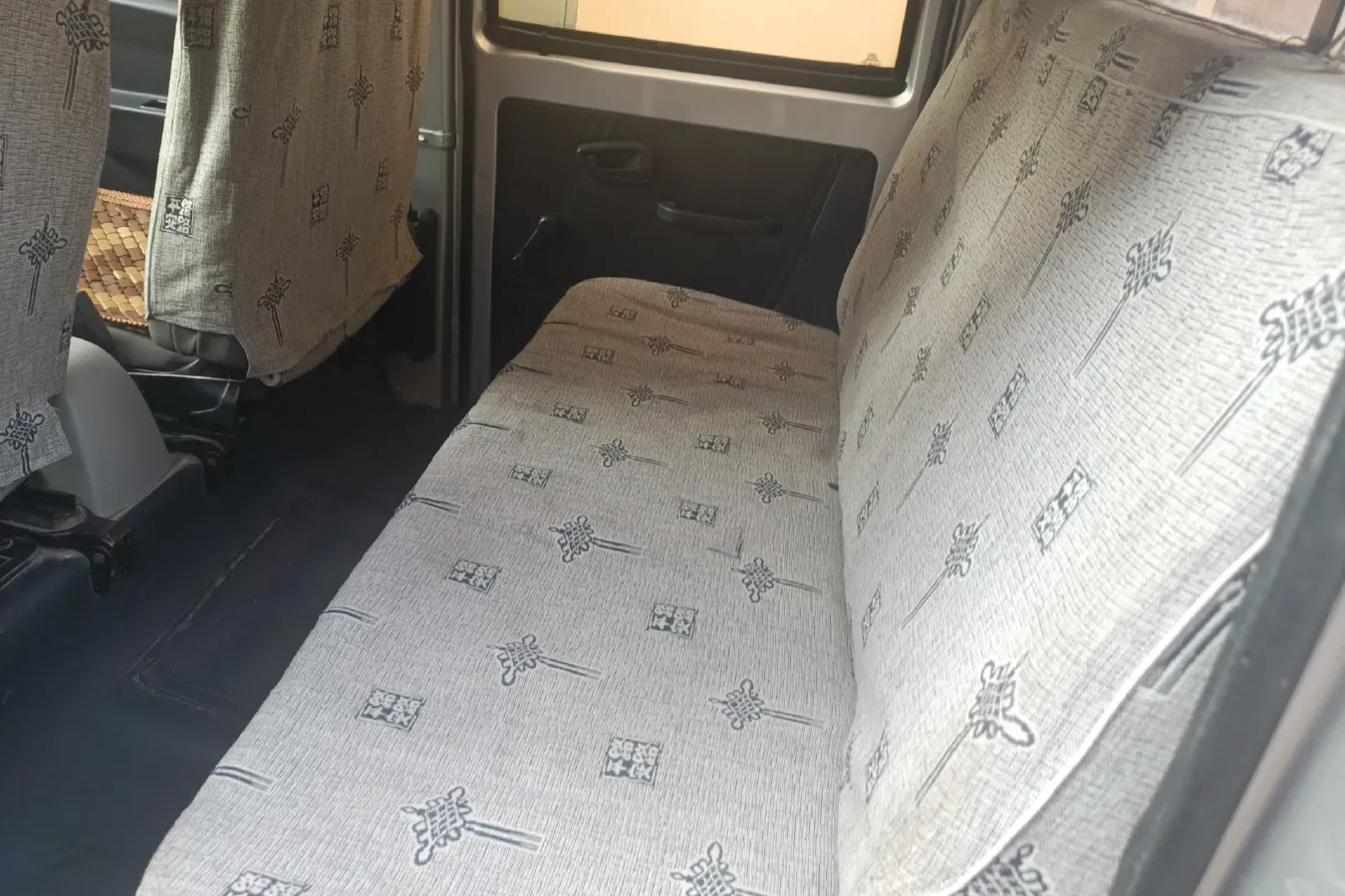 2016 Karry YouJin 1.2L 80HP L4 5MT,autocango,china used car exporter,china ev exporter,chinese used car exporter,chinese used ev exporter