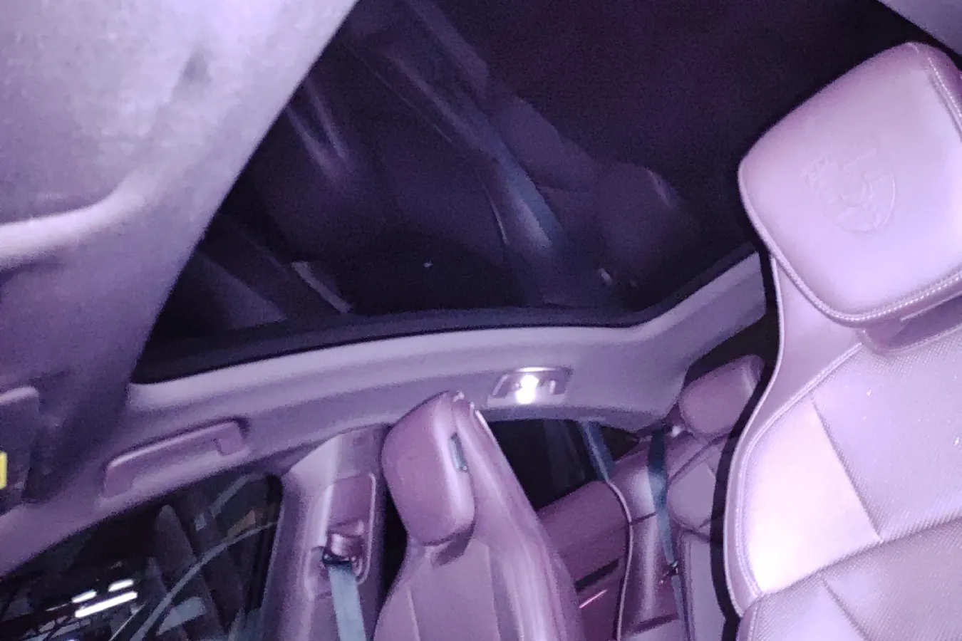 2022 Porsche Taycan 2AT BEV 79.2KWH,autocango,china used car exporter,china ev exporter,chinese used car exporter,chinese used ev exporter